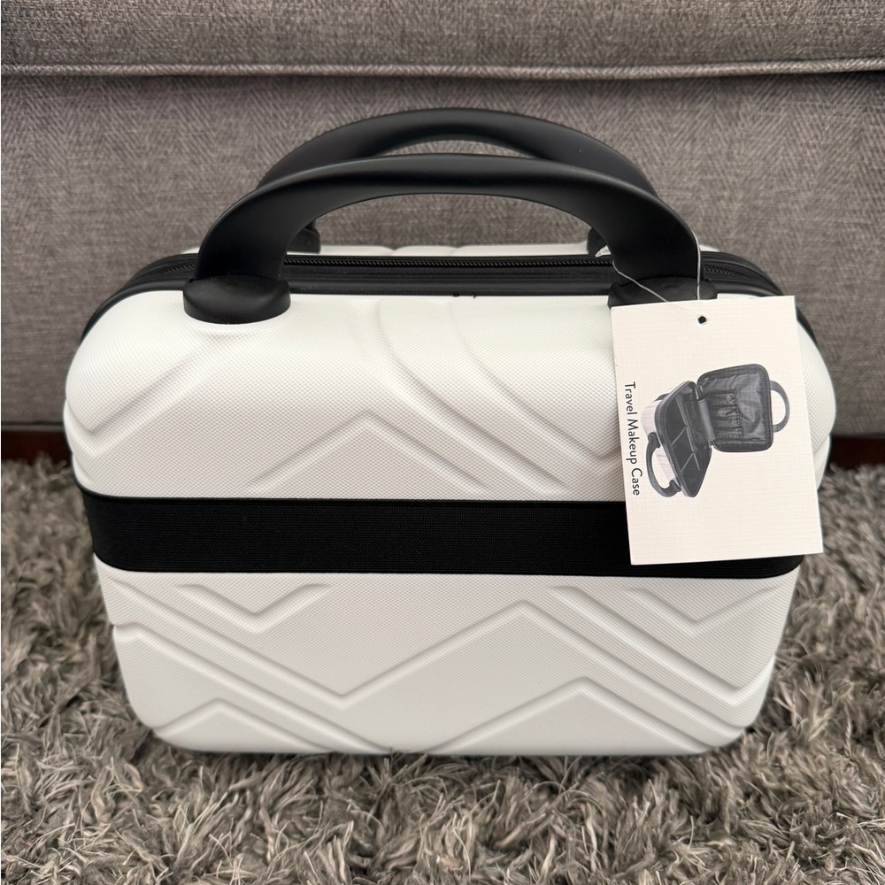Stylish Travel Organizer Case